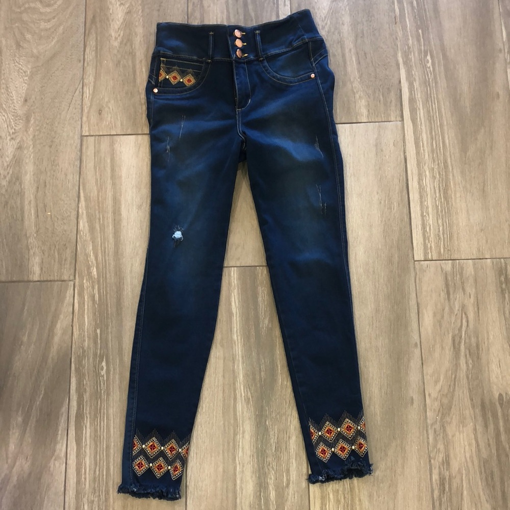 Tissini Jeans 👖